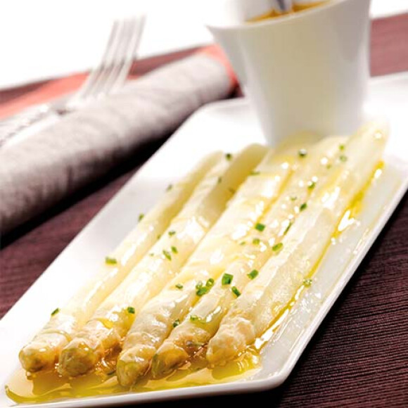 Asperges blanches sauce hollandaise Priméale