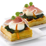 Gaufre aux épinards et œufs mollets