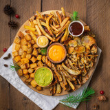 Planche de frites de légumes anciens