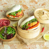 BAO, POULET CRISPY ET JEUNES POUSSES SAVEURS D’ASIE