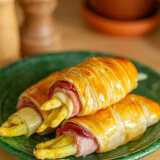 Feuilleté d’asperges blanches, jambon et fromage