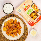POMMES DE TERRE GRENAILLES, PARMESAN CROUSTILLANT ET SAUCE BLANCHE